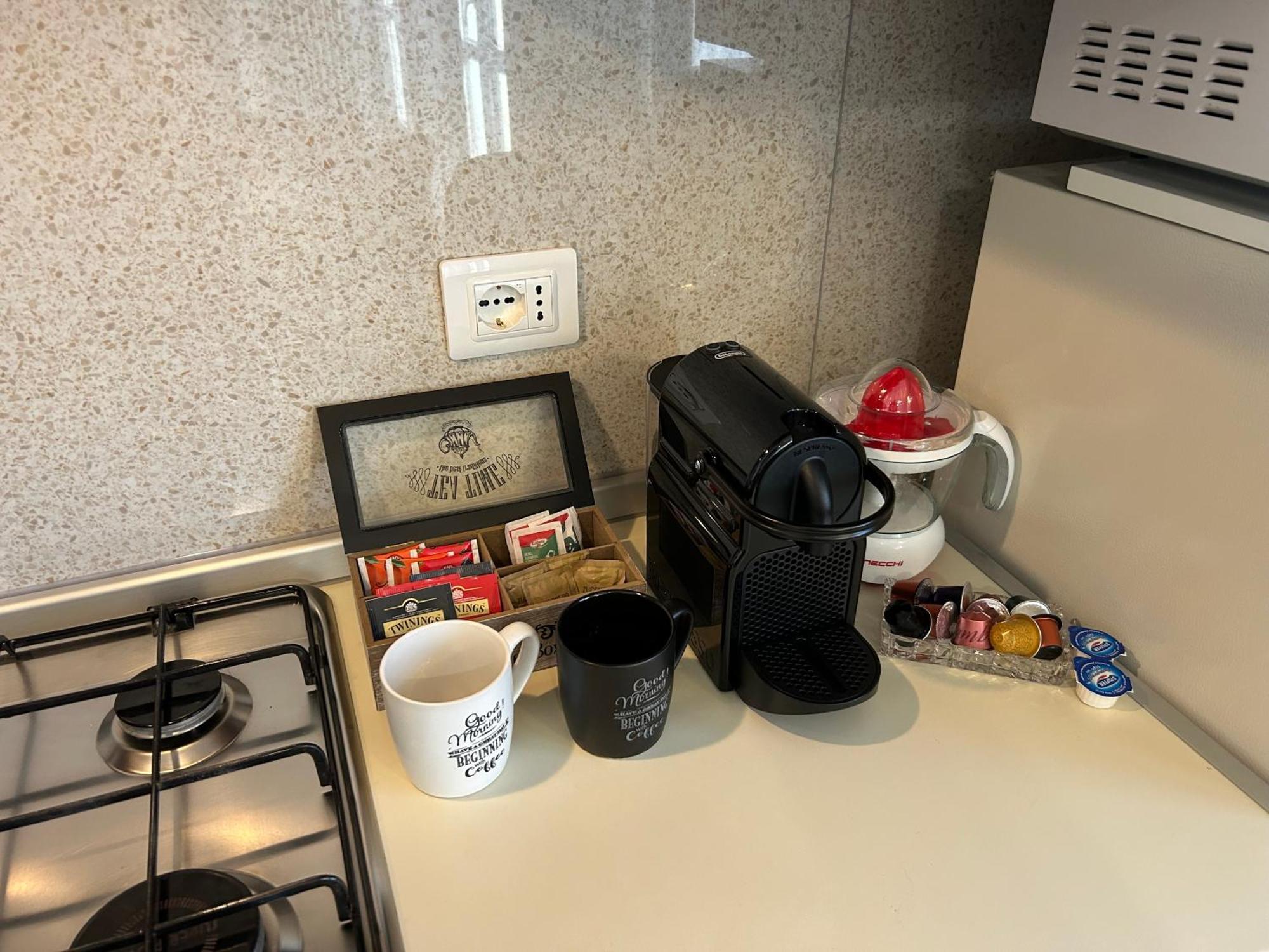 Valverde Apartment And Rooms ヴェローナ エクステリア 写真