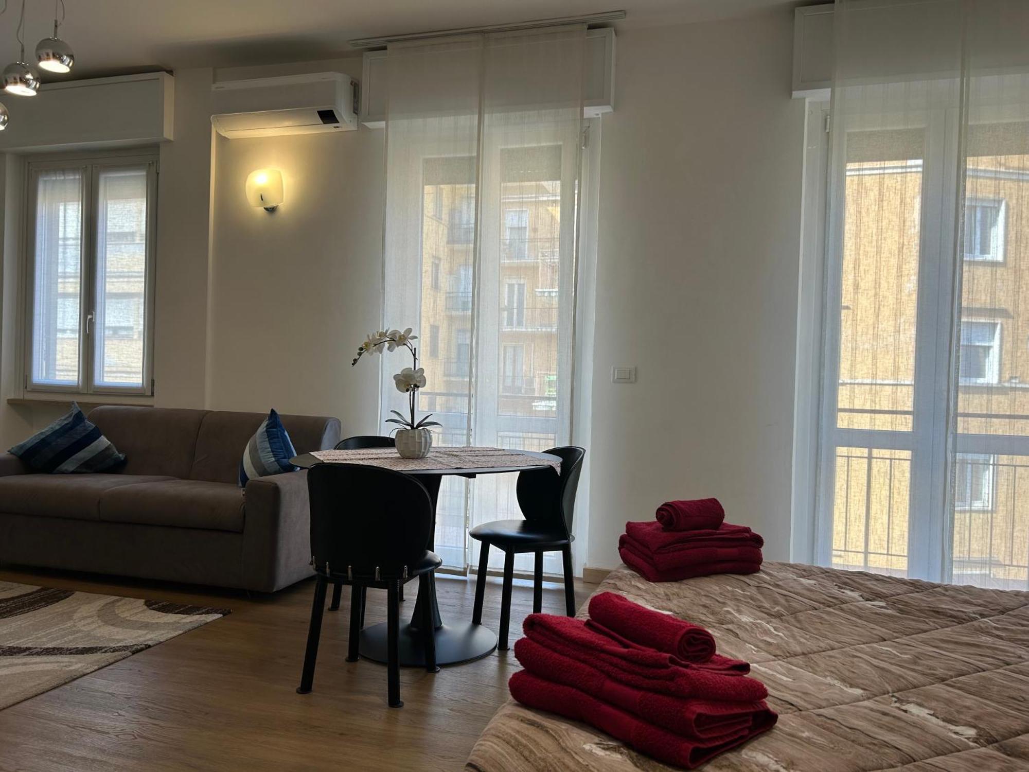 Valverde Apartment And Rooms ヴェローナ エクステリア 写真