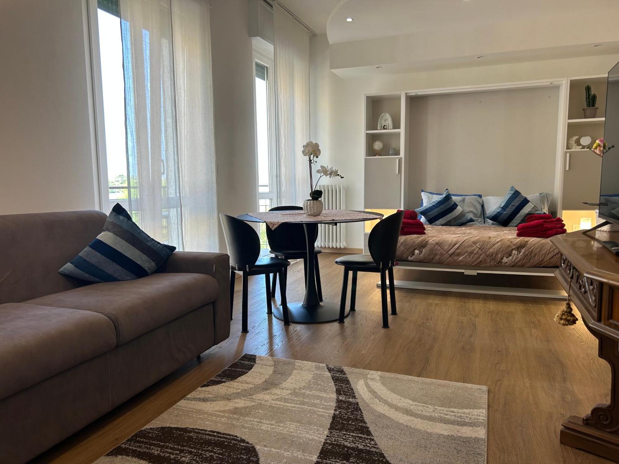 Valverde Apartment And Rooms ヴェローナ エクステリア 写真